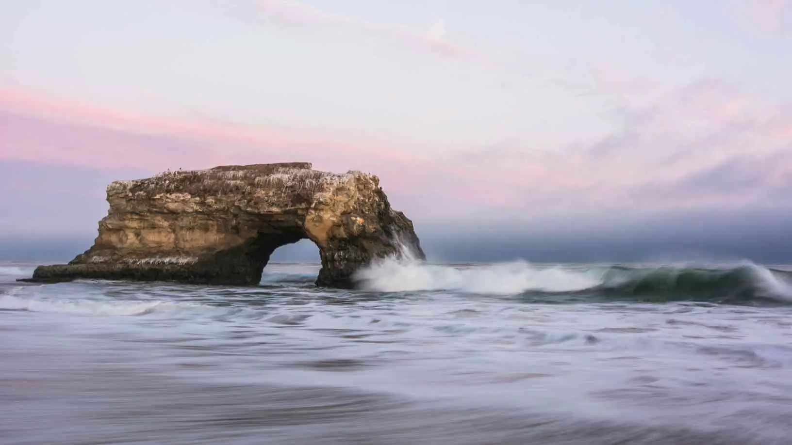 Essential Stops on the Pacific Coast Highway [With 2 Day Itinerary]