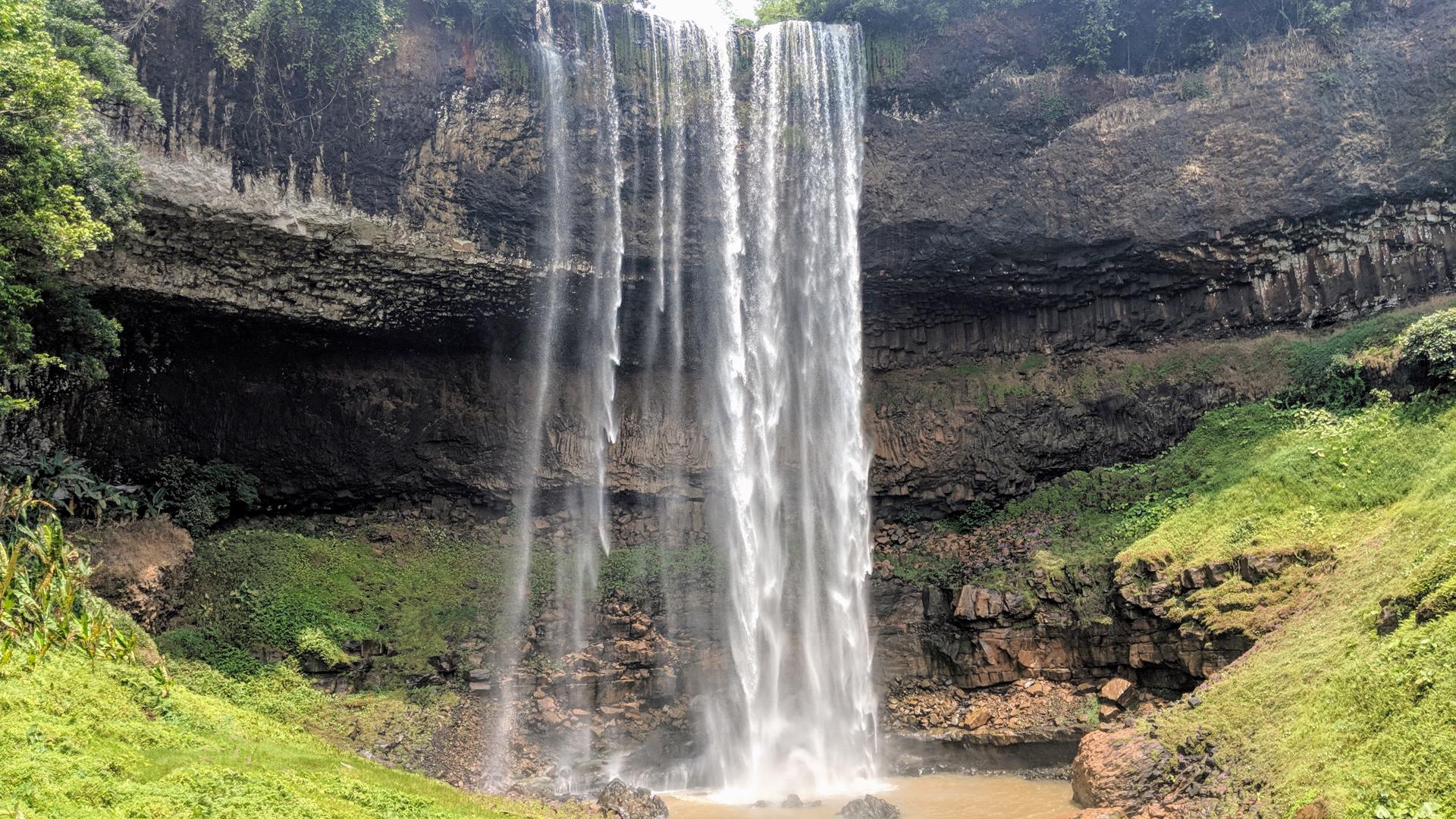 Coffee and Waterfalls on the Bolaven Plateau Loop